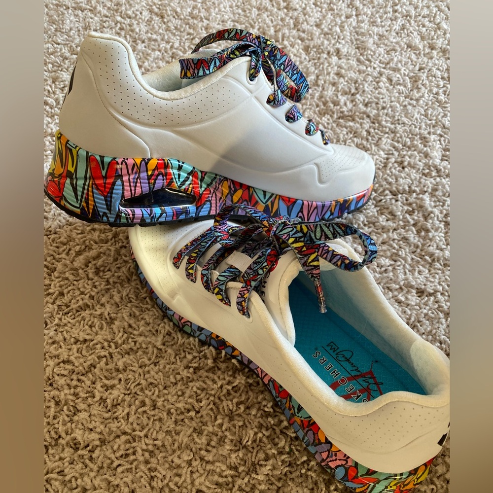 Skechers J Crown Uno Ravaged Love White Sneakers with Colorful Heart Accents 8.5